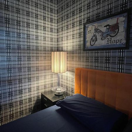 Leonardo Rooms Avellino Bagian luar foto
