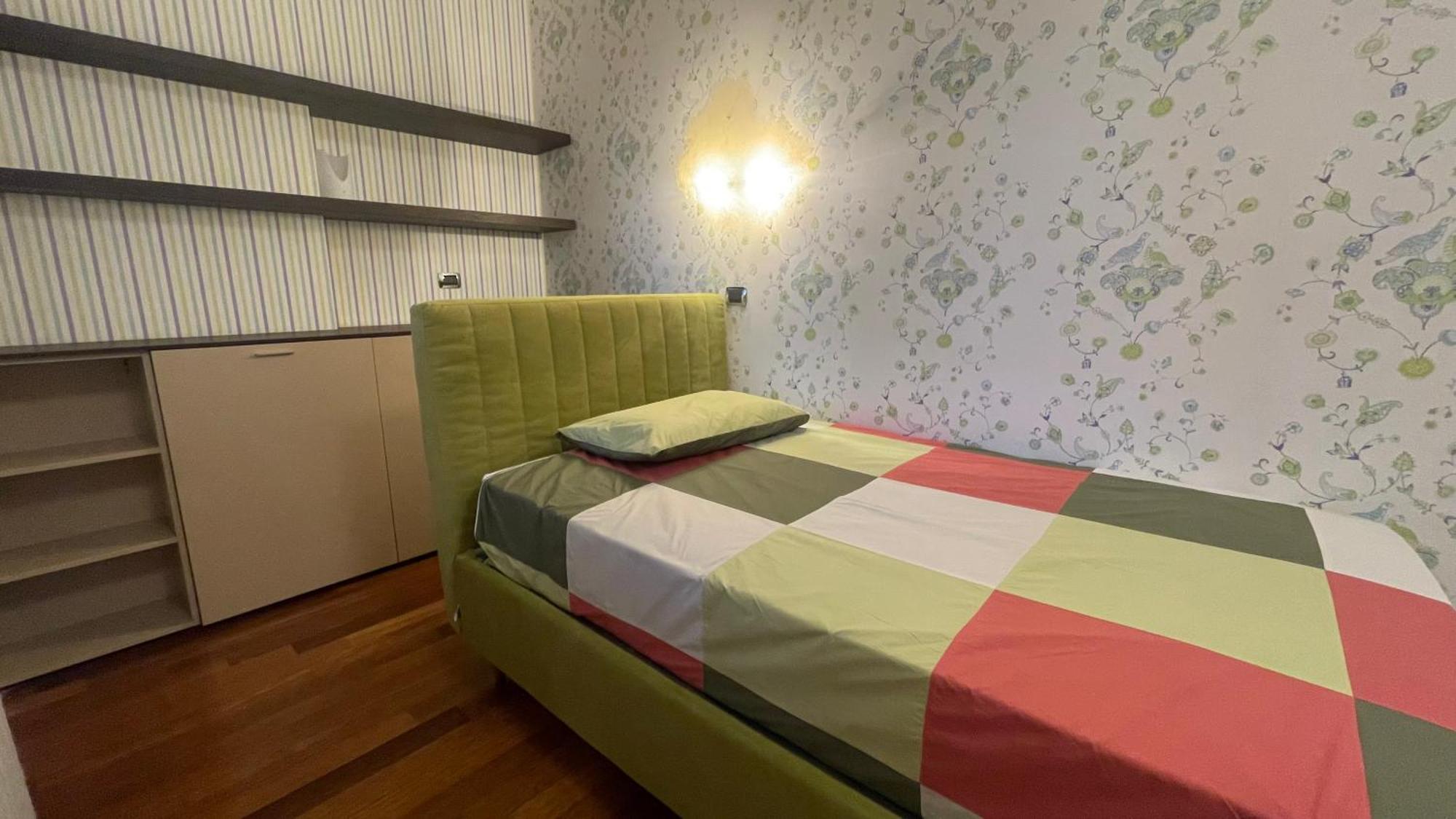 Leonardo Rooms Avellino Bagian luar foto
