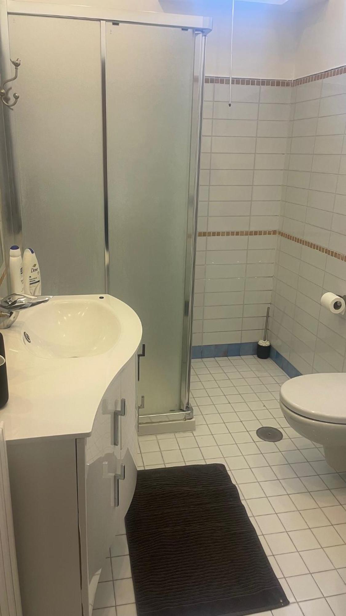 Leonardo Rooms Avellino Bagian luar foto